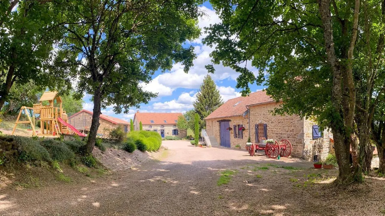 Les Gites De Lachaux - Duplex Menat 0*,  法国